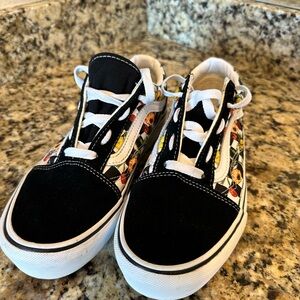 Vans Women's Black and White Graphic Sneakers